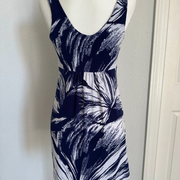 Blue and White Tank Tunic - Picture 5 of 9